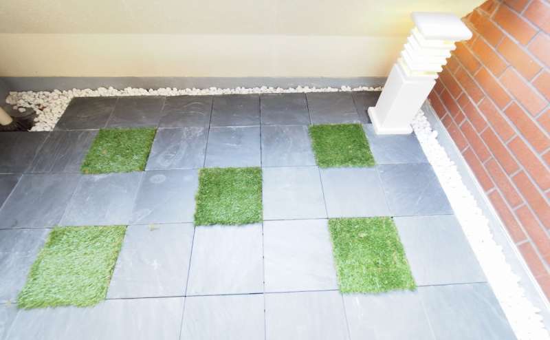 日中のバルコニーの様子