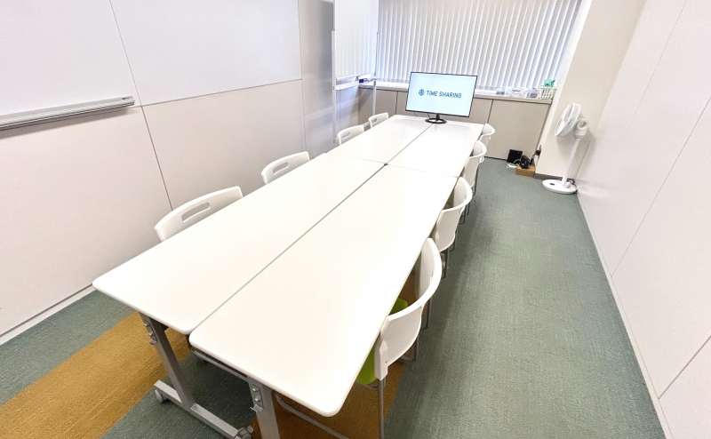 【対面形式8名着席可能！】