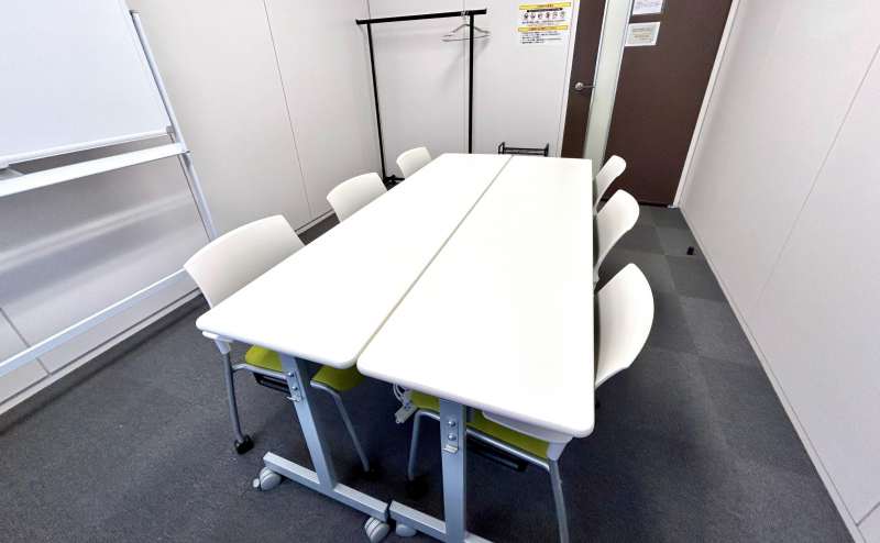 【対面形式6名着席可能！】