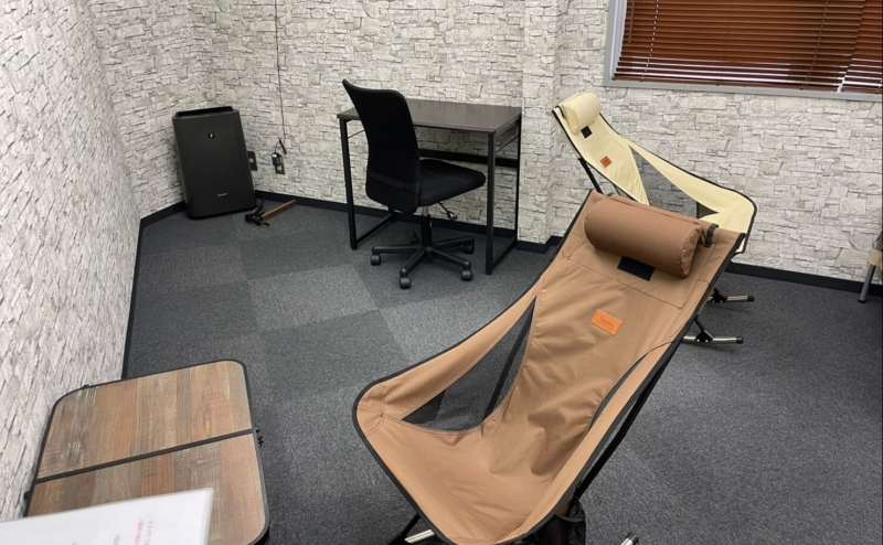 空気清浄機を配置しています。