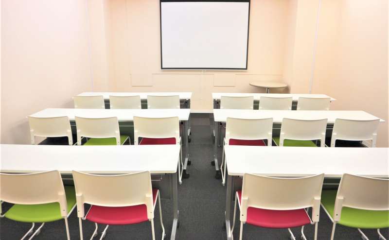 なんばカルチャービル ６階会議室