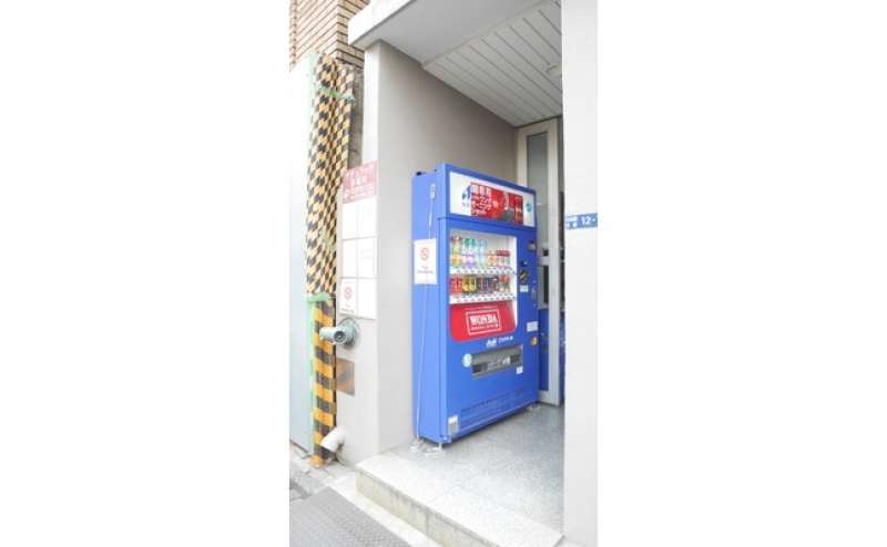 1階に自販機があります