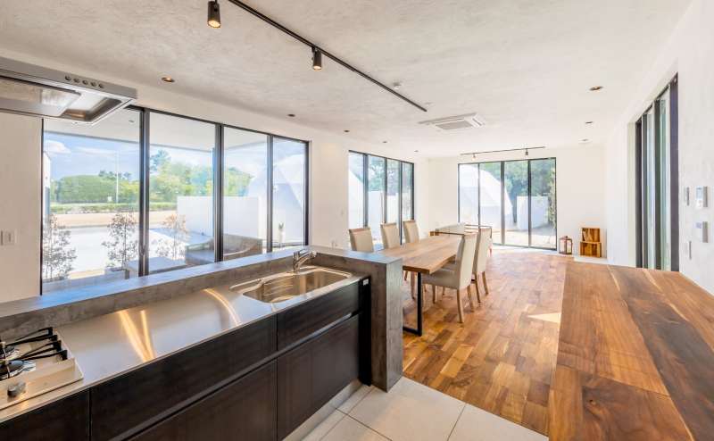 デラックスリゾートヴィラ【一軒家スタイルの貸切スペース】：ロケ・PV・動画・写真撮影に最適！