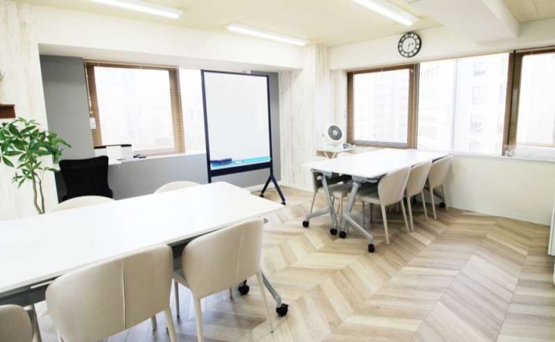 パソコンが使えるレンタルスペースまとめ